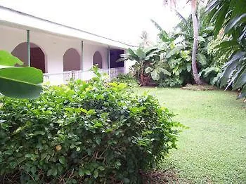 Golden Thistle Hotel Crown Point Guest house