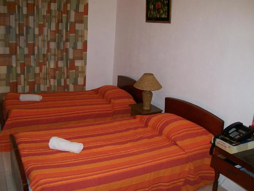 Golden Thistle Hotel Crown Point Trinidad And Tobago